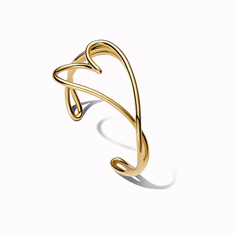 Anillo de compromiso con diamante amarillo ovalado y doble halo